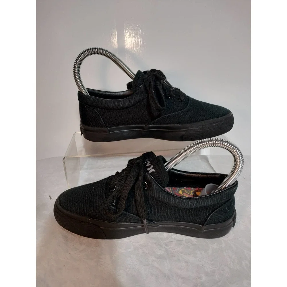 Hurley Marley youth black sneakers size 3